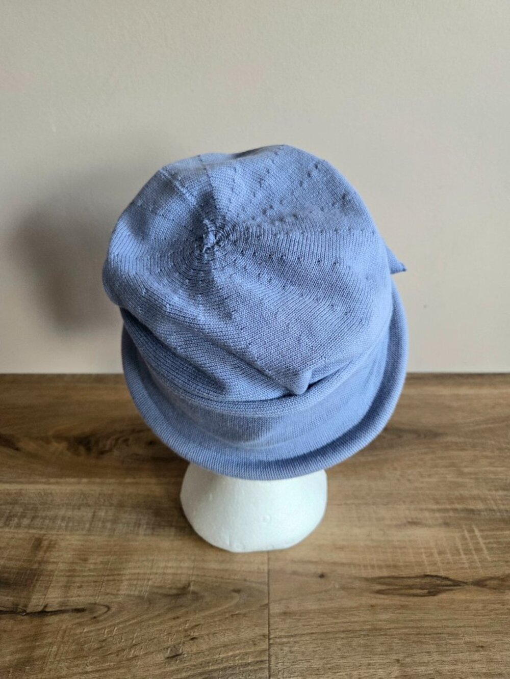 Parkhurst 100% cotton blue hat with floral design on the side. - Picture 4 of 8